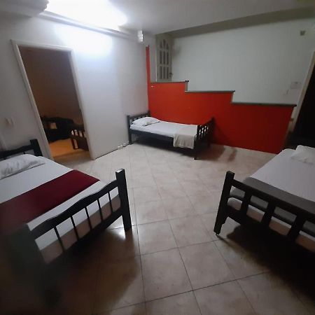 Knock Knock Hostel Curitiba Esterno foto