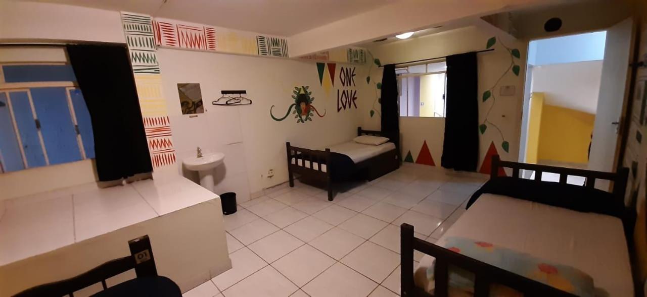 Knock Knock Hostel Curitiba Esterno foto